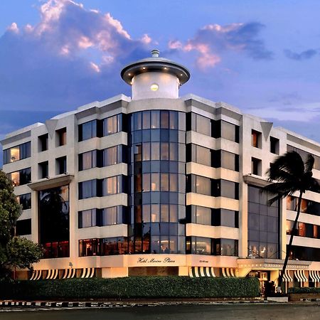 Hotel Marine Plaza Mumbai  Buitenkant foto