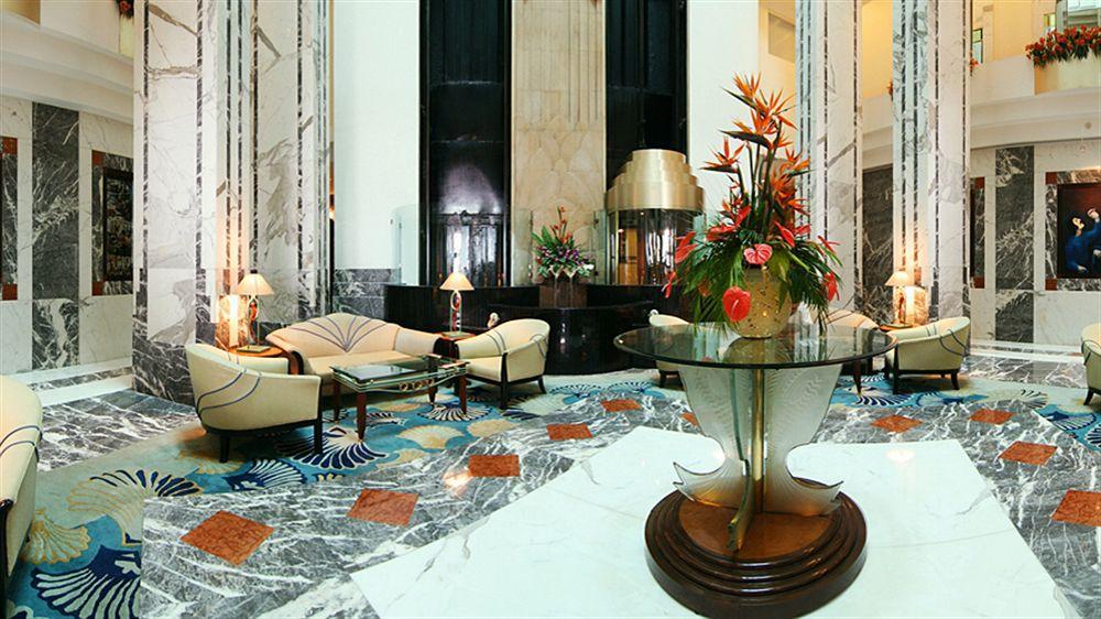 Hotel Marine Plaza Mumbai  Buitenkant foto