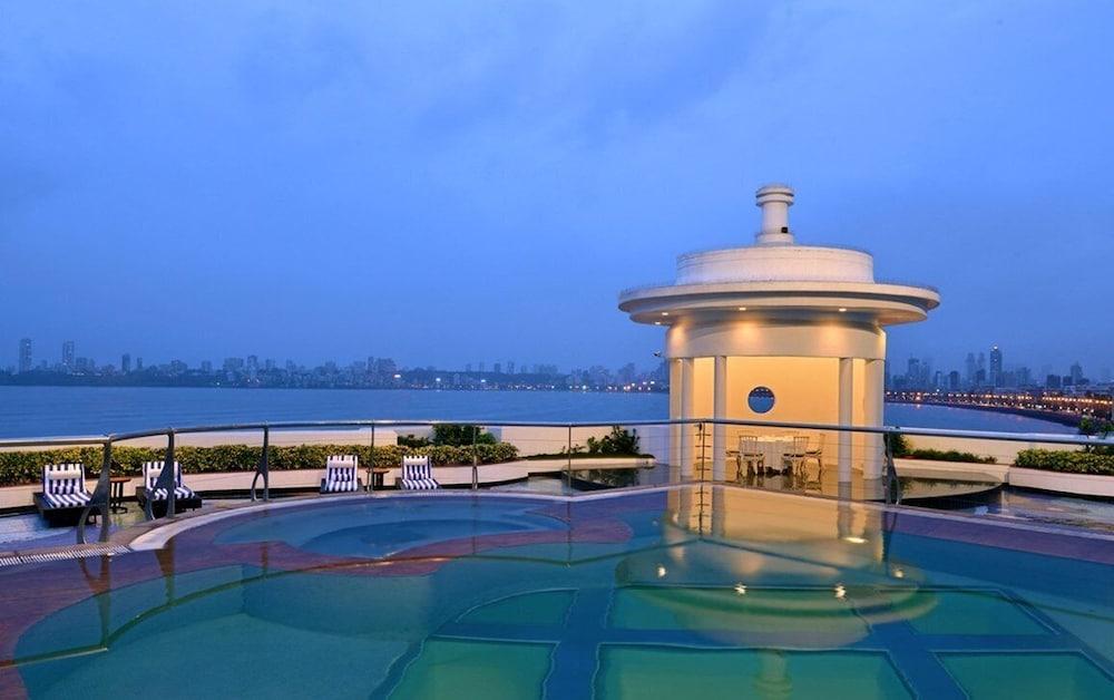 Hotel Marine Plaza Mumbai  Buitenkant foto