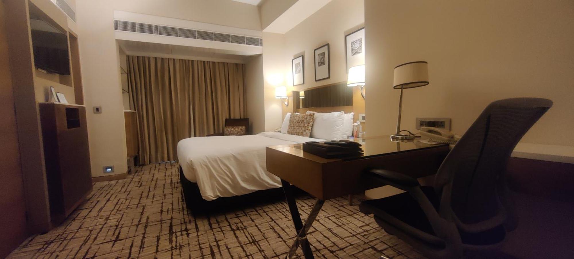 Hotel Marine Plaza Mumbai  Buitenkant foto