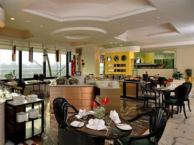 Hotel Marine Plaza Mumbai  Buitenkant foto