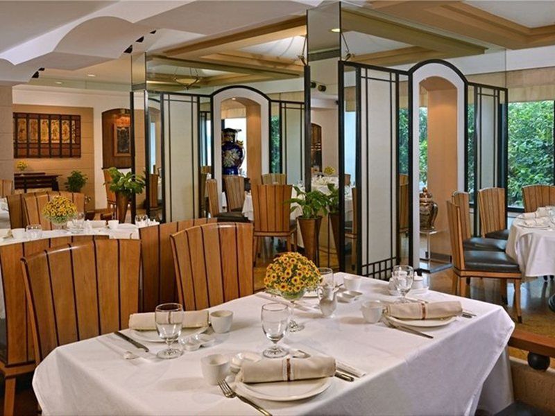 Hotel Marine Plaza Mumbai  Buitenkant foto